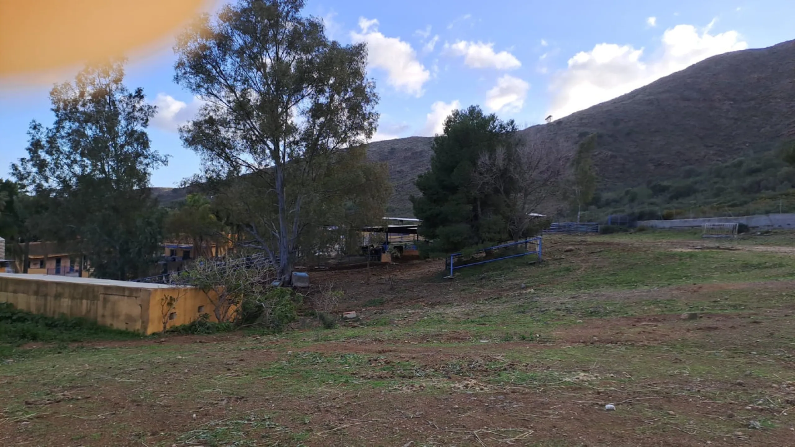 Commercial - Other в продаже в Mijas, Málaga. В доме 8 спален и 10 ванных комнат. Площадь дома 2650 м². Площадь участка 100000 м²