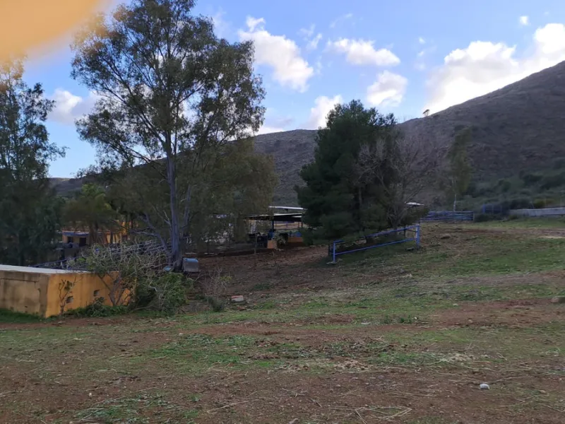 Commercial - Other в продаже в Mijas, Málaga. В доме 8 спален и 10 ванных комнат. Площадь дома 2650 м². Площадь участка 100000 м²