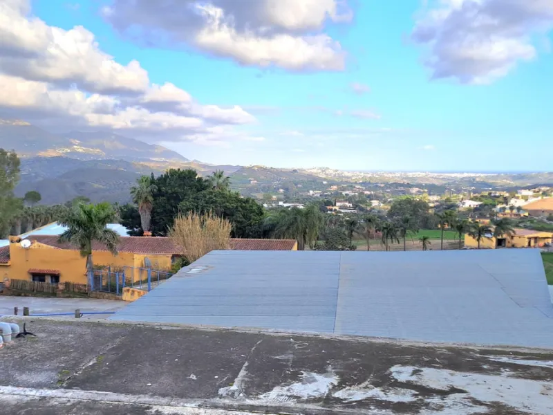 Commercial - Other в продаже в Mijas, Málaga. В доме 8 спален и 10 ванных комнат. Площадь дома 2650 м². Площадь участка 100000 м²