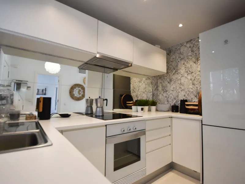 Discover this exclusive townhouse just steps from the beach, located in one of the most sought-after areas of Marbella, on the beachfront of Guadalmina Baja/San Pedro de Alcántara.