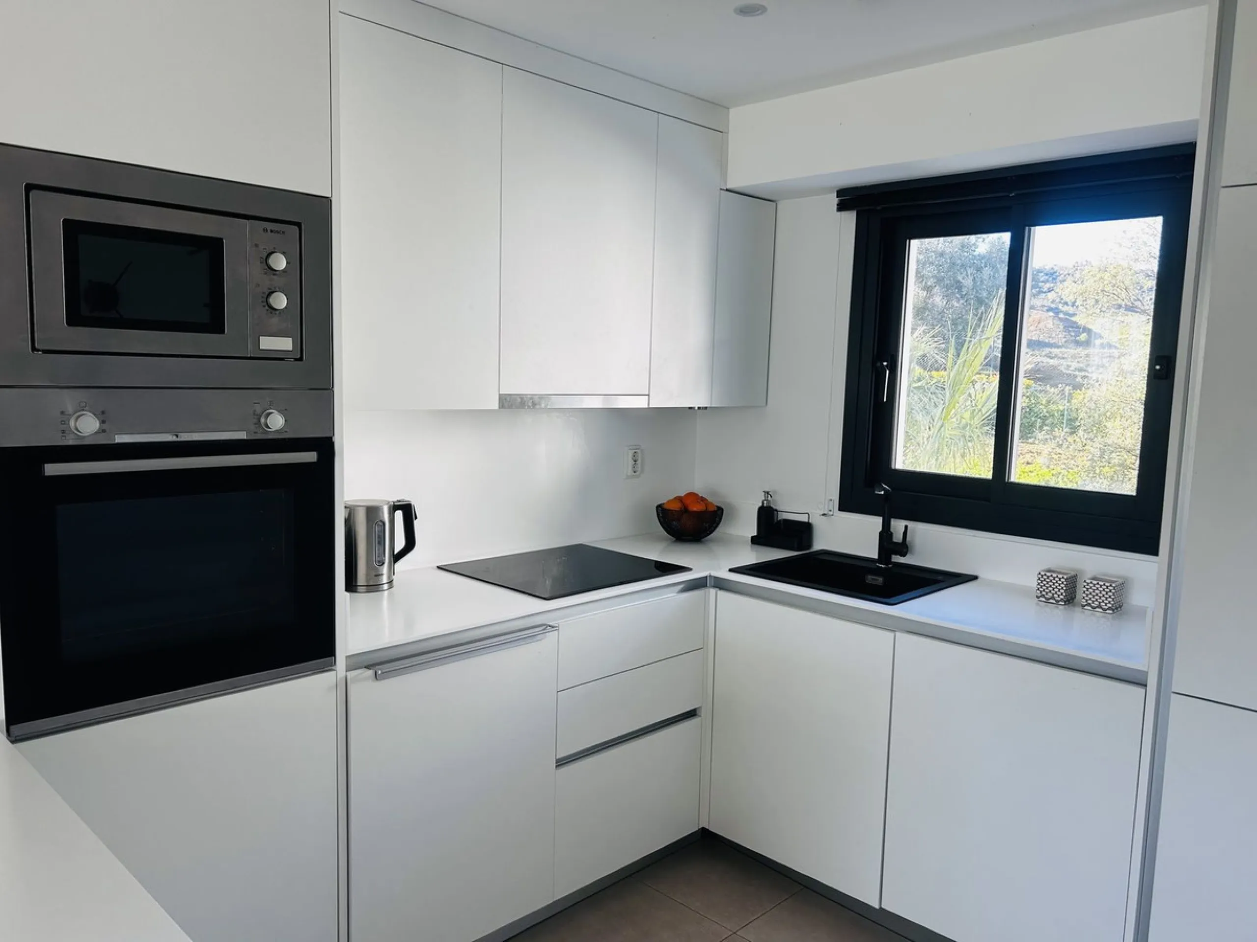 Apartment - Duplex в продаже в Mijas, Málaga. В доме 3 спален и 2 ванных комнат. Площадь дома 130 м²