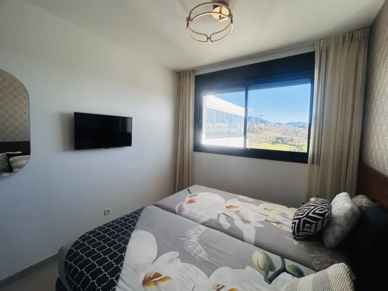 Apartment - Duplex в продаже в Mijas, Málaga. В доме 3 спален и 2 ванных комнат. Площадь дома 130 м²