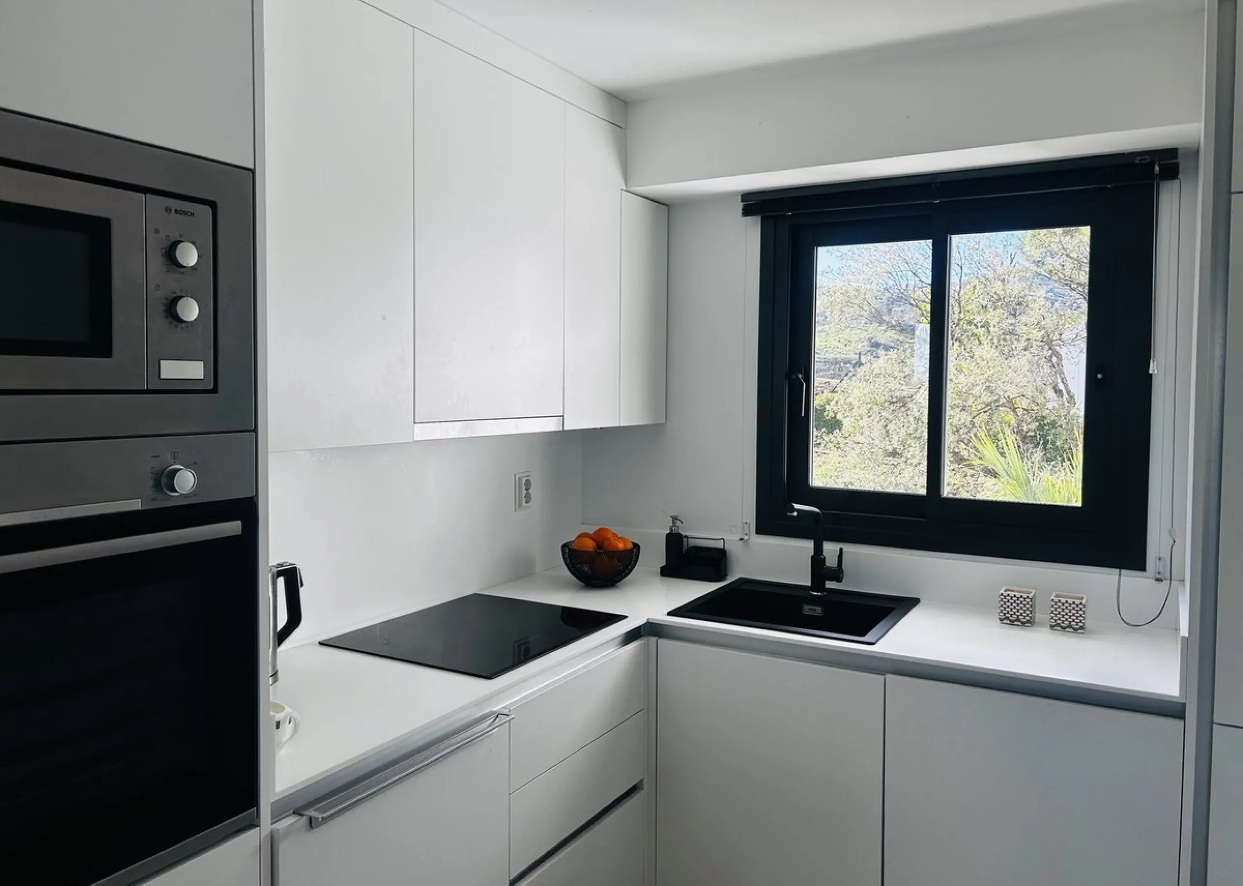 Apartment - Duplex в продаже в Mijas, Málaga. В доме 3 спален и 2 ванных комнат. Площадь дома 130 м²