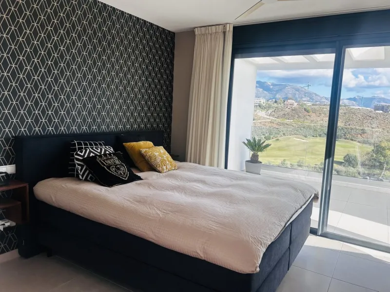Apartment - Duplex в продаже в Mijas, Málaga. В доме 3 спален и 2 ванных комнат. Площадь дома 130 м²