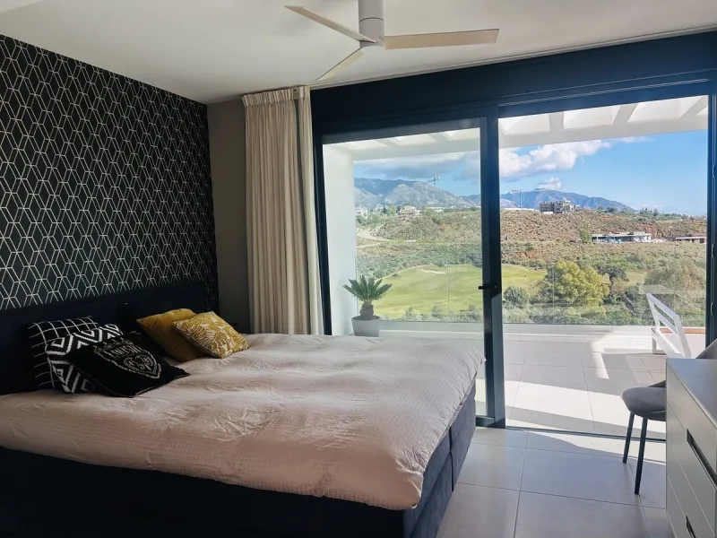 Apartment - Duplex в продаже в Mijas, Málaga. В доме 3 спален и 2 ванных комнат. Площадь дома 130 м²