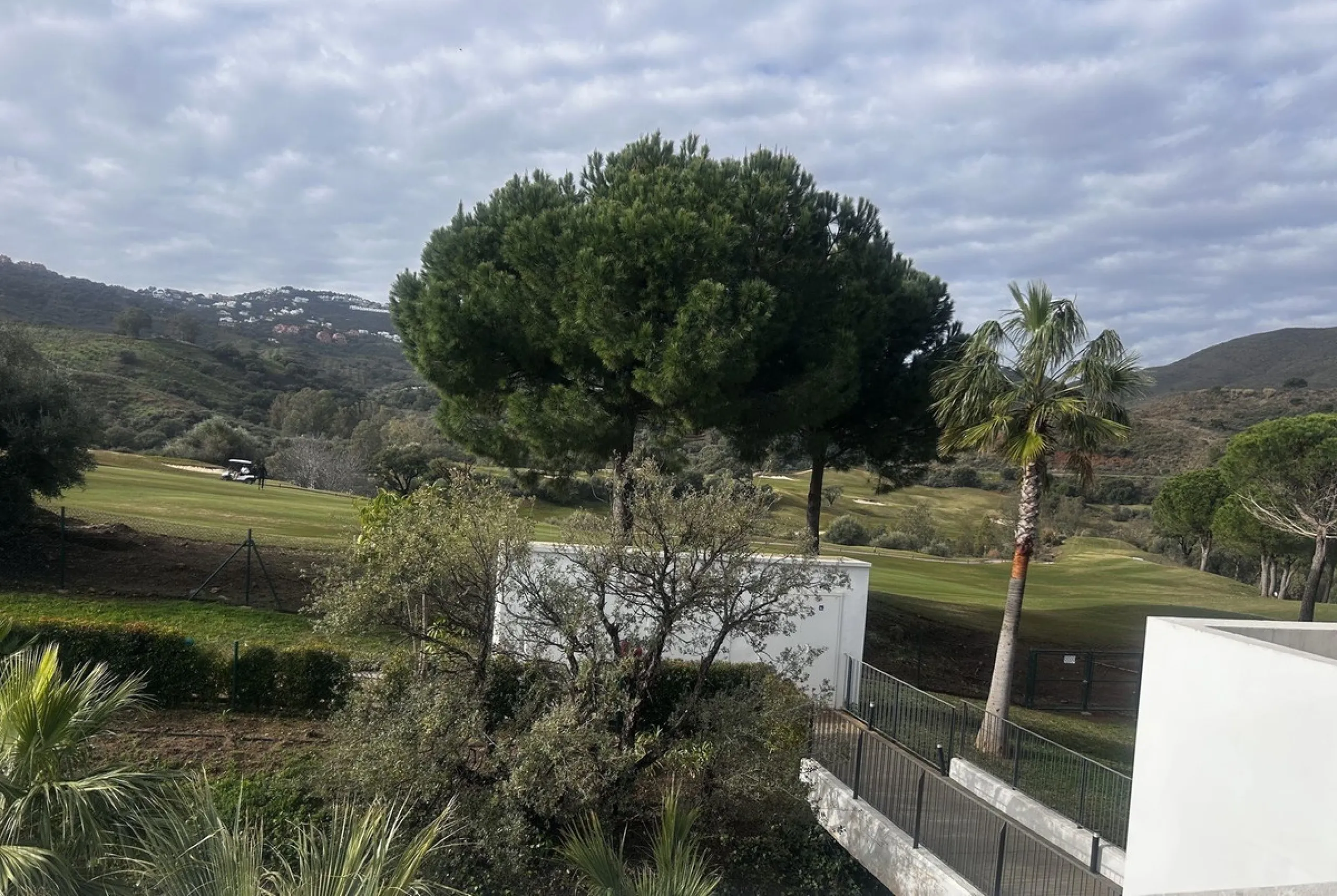 Apartment - Duplex в продаже в Mijas, Málaga. В доме 3 спален и 2 ванных комнат. Площадь дома 130 м²
