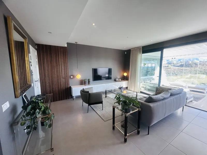 Apartment - Duplex в продаже в Mijas, Málaga. В доме 3 спален и 2 ванных комнат. Площадь дома 130 м²