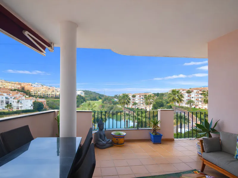 Apartment - Middle Floor Apartment в продаже в Mijas, Málaga. В доме 2 спален и 2 ванных комнат. Площадь дома 89 м²