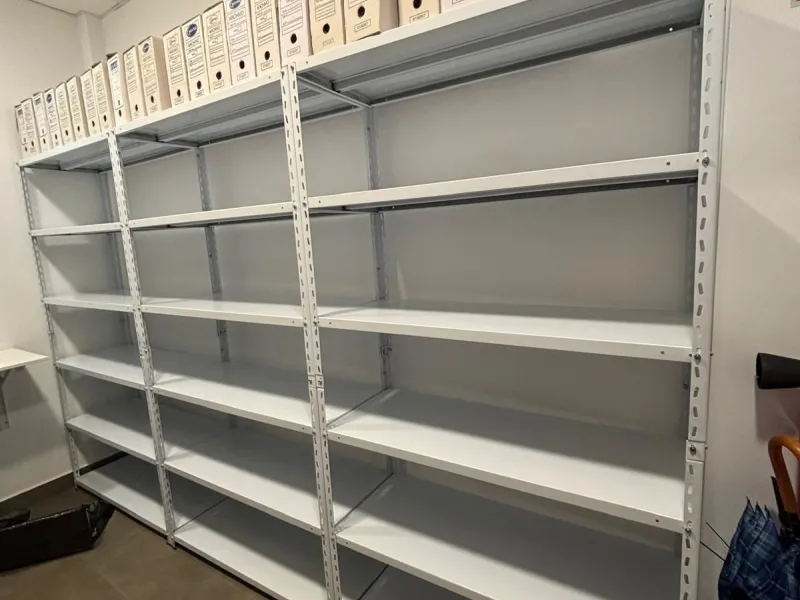Commercial - Office в продаже в Benalmadena, Málaga. В доме 1 спален и 1 ванных комнат. Площадь дома 170 м²