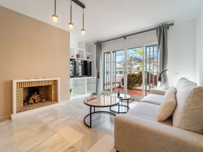 Located in the prestigious area of Nagüeles, Marbella, this elegant 3-bedroom, 3-bathroom duplex apartment occupies the first and second (top) floors of the sought-after Urb. Pueblo Bermejo, offering privacy, comfort, and an exceptional residential settin