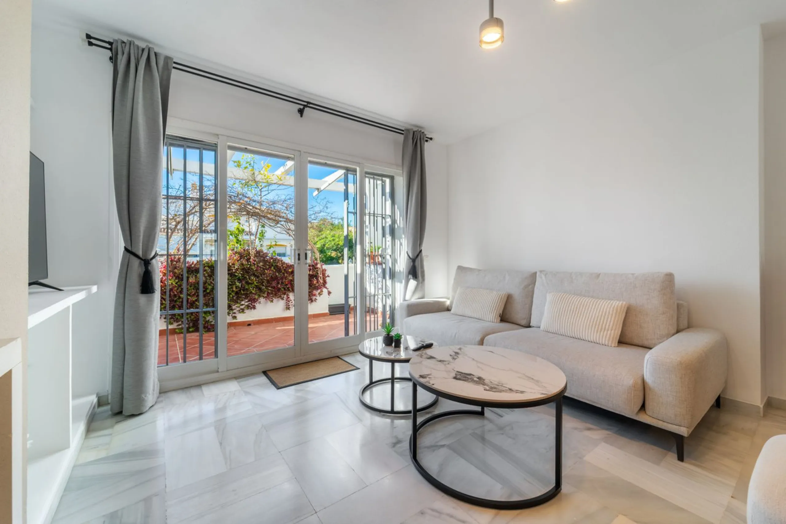 Located in the prestigious area of Nagüeles, Marbella, this elegant 3-bedroom, 3-bathroom duplex apartment occupies the first and second (top) floors of the sought-after Urb. Pueblo Bermejo, offering privacy, comfort, and an exceptional residential settin