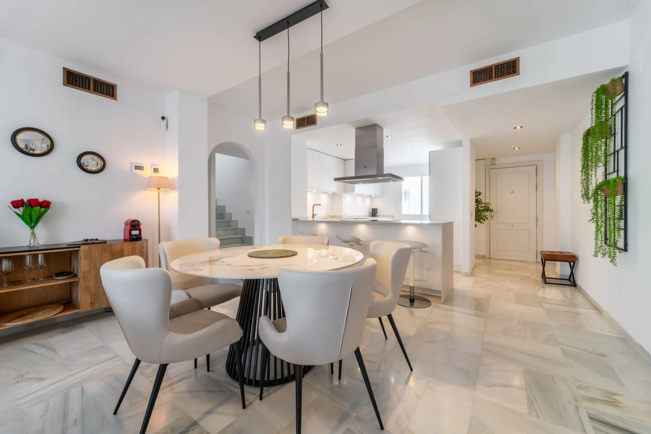 Located in the prestigious area of Nagüeles, Marbella, this elegant 3-bedroom, 3-bathroom duplex apartment occupies the first and second (top) floors of the sought-after Urb. Pueblo Bermejo, offering privacy, comfort, and an exceptional residential settin