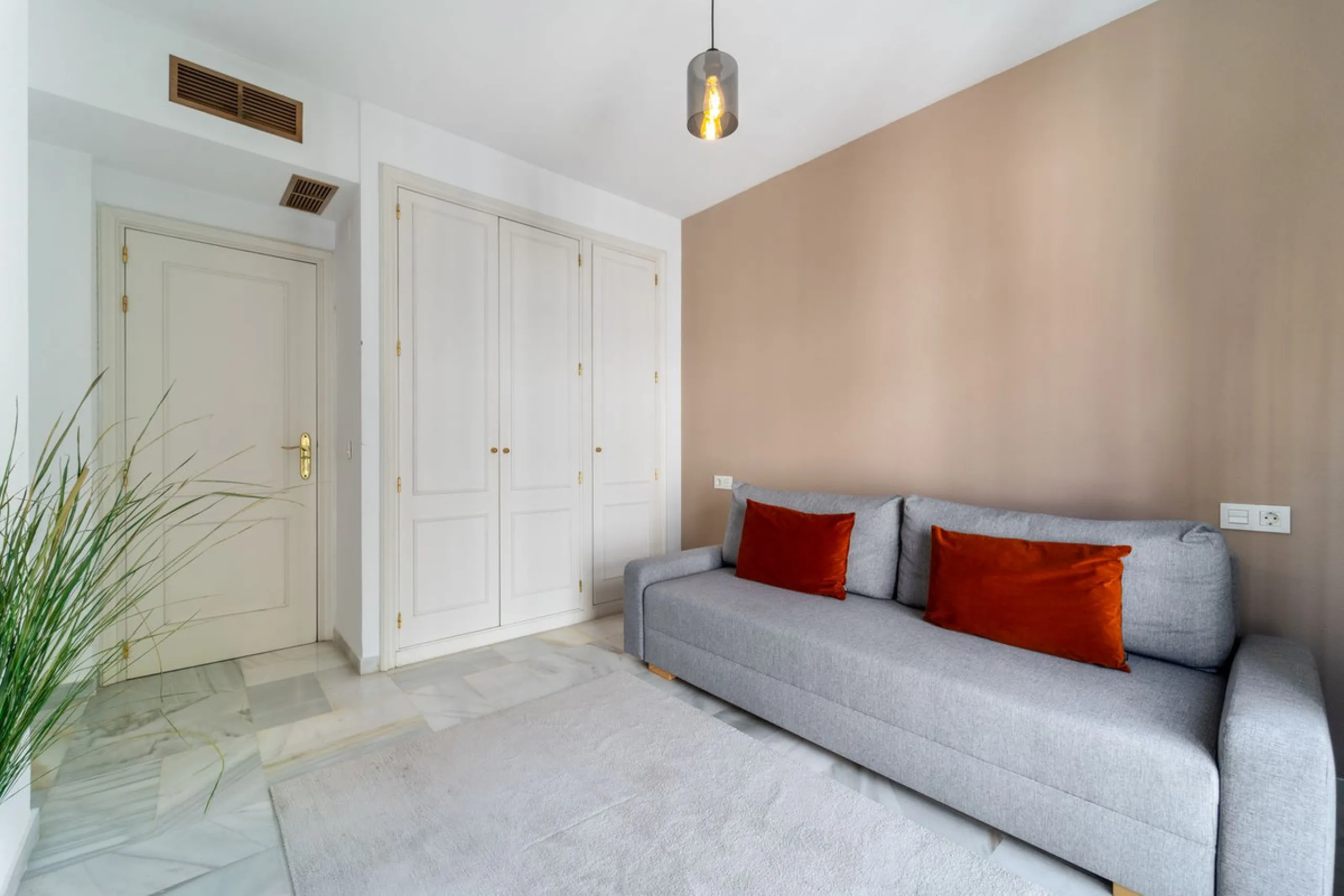 Located in the prestigious area of Nagüeles, Marbella, this elegant 3-bedroom, 3-bathroom duplex apartment occupies the first and second (top) floors of the sought-after Urb. Pueblo Bermejo, offering privacy, comfort, and an exceptional residential settin