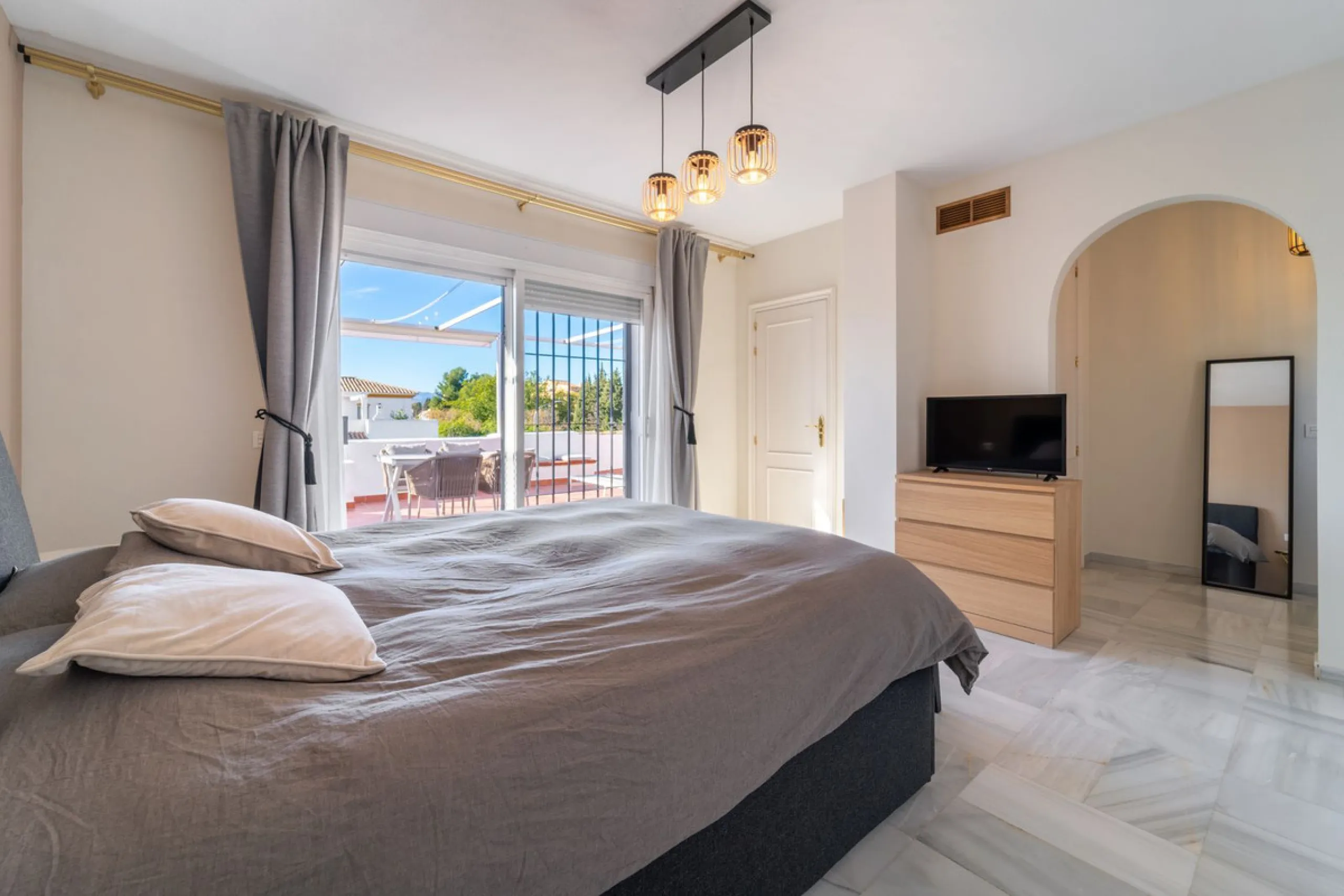 Located in the prestigious area of Nagüeles, Marbella, this elegant 3-bedroom, 3-bathroom duplex apartment occupies the first and second (top) floors of the sought-after Urb. Pueblo Bermejo, offering privacy, comfort, and an exceptional residential settin