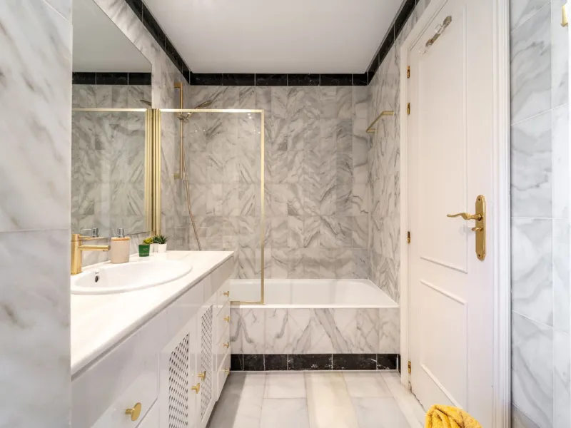 Located in the prestigious area of Nagüeles, Marbella, this elegant 3-bedroom, 3-bathroom duplex apartment occupies the first and second (top) floors of the sought-after Urb. Pueblo Bermejo, offering privacy, comfort, and an exceptional residential settin