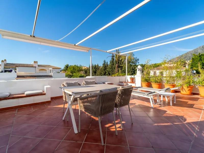 Located in the prestigious area of Nagüeles, Marbella, this elegant 3-bedroom, 3-bathroom duplex apartment occupies the first and second (top) floors of the sought-after Urb. Pueblo Bermejo, offering privacy, comfort, and an exceptional residential settin