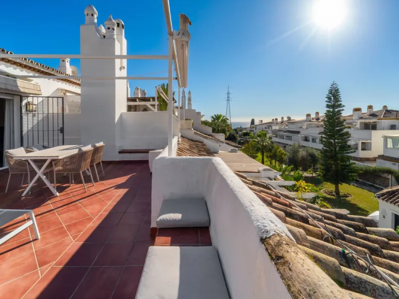 Located in the prestigious area of Nagüeles, Marbella, this elegant 3-bedroom, 3-bathroom duplex apartment occupies the first and second (top) floors of the sought-after Urb. Pueblo Bermejo, offering privacy, comfort, and an exceptional residential settin