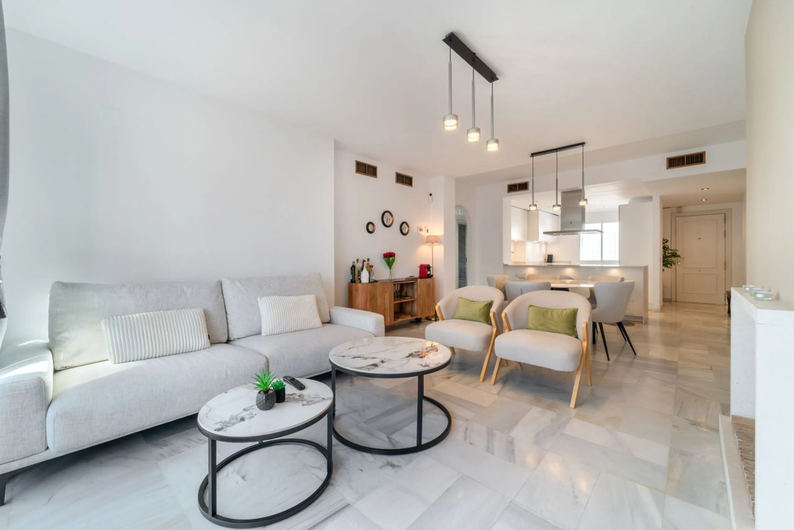 Located in the prestigious area of Nagüeles, Marbella, this elegant 3-bedroom, 3-bathroom duplex apartment occupies the first and second (top) floors of the sought-after Urb. Pueblo Bermejo, offering privacy, comfort, and an exceptional residential settin