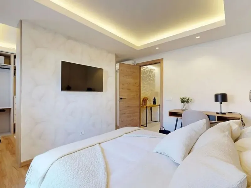 Exclusive Newly Renovated Semi-Detached Villa in Nueva Atalaya – Estepona