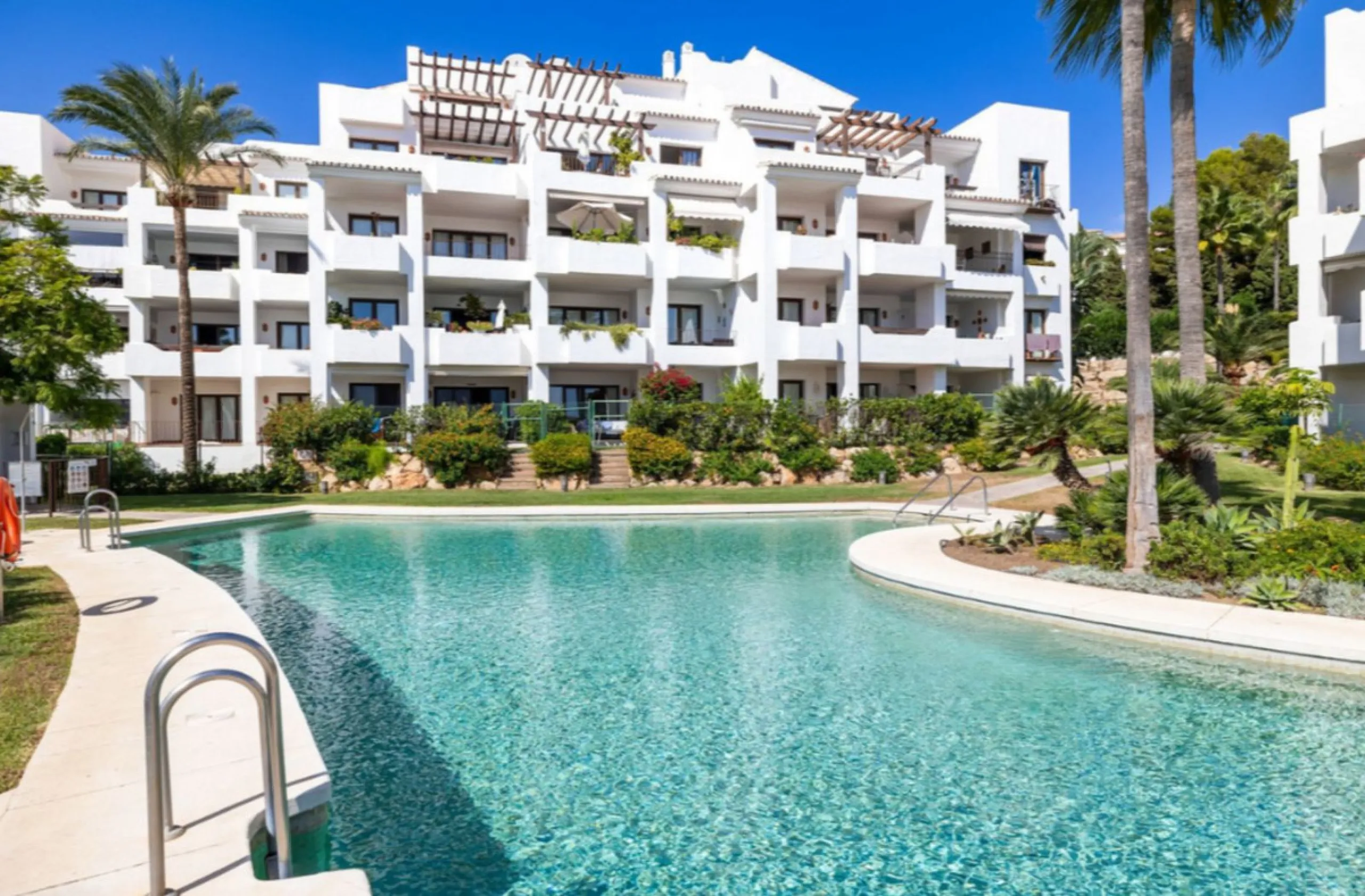 Luxuriöse Wohnung zu verkaufen im Einfamilienhaus, Mijas Golf