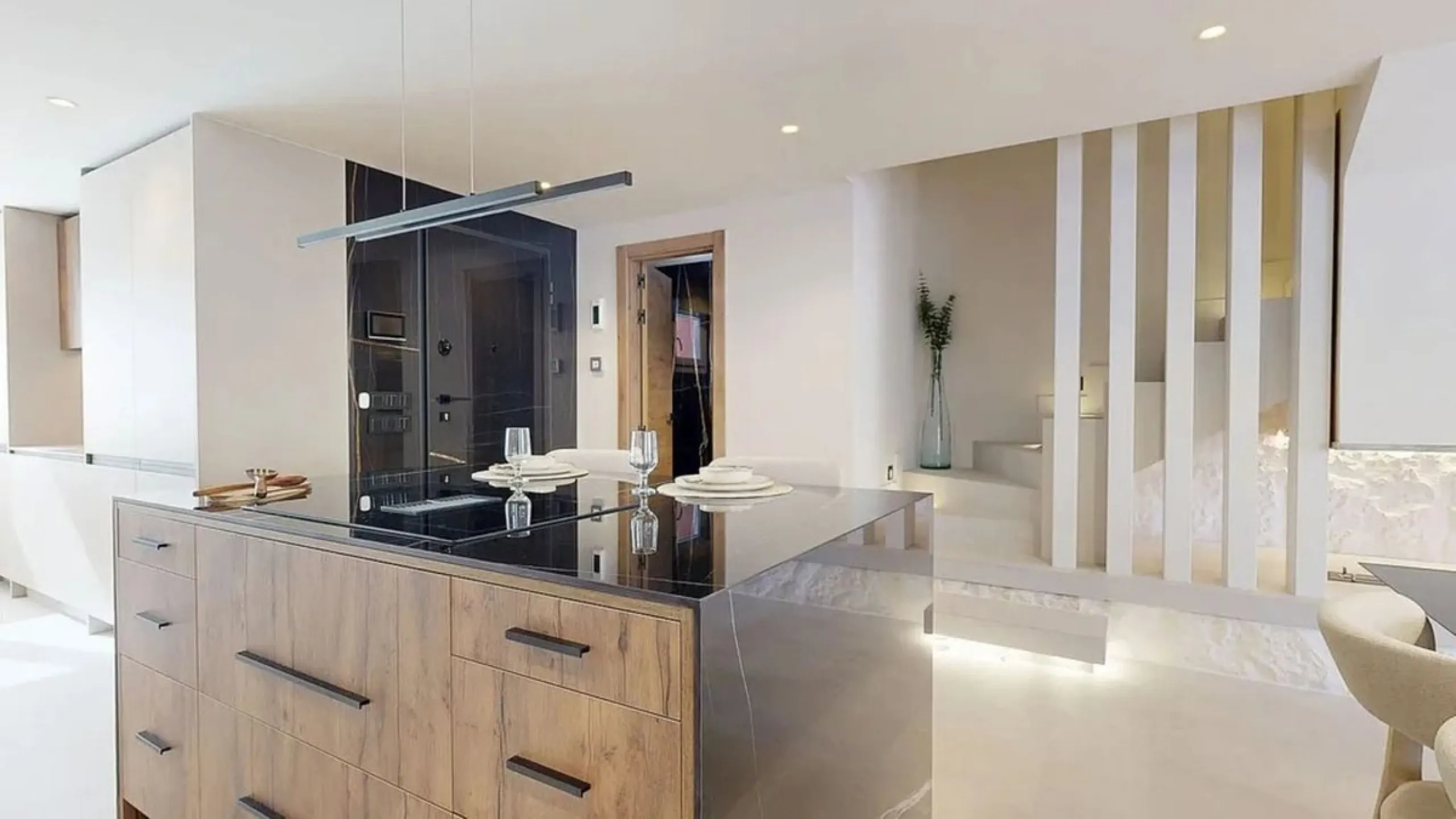 Exclusive Newly Renovated Semi-Detached Villa in Nueva Atalaya – Estepona