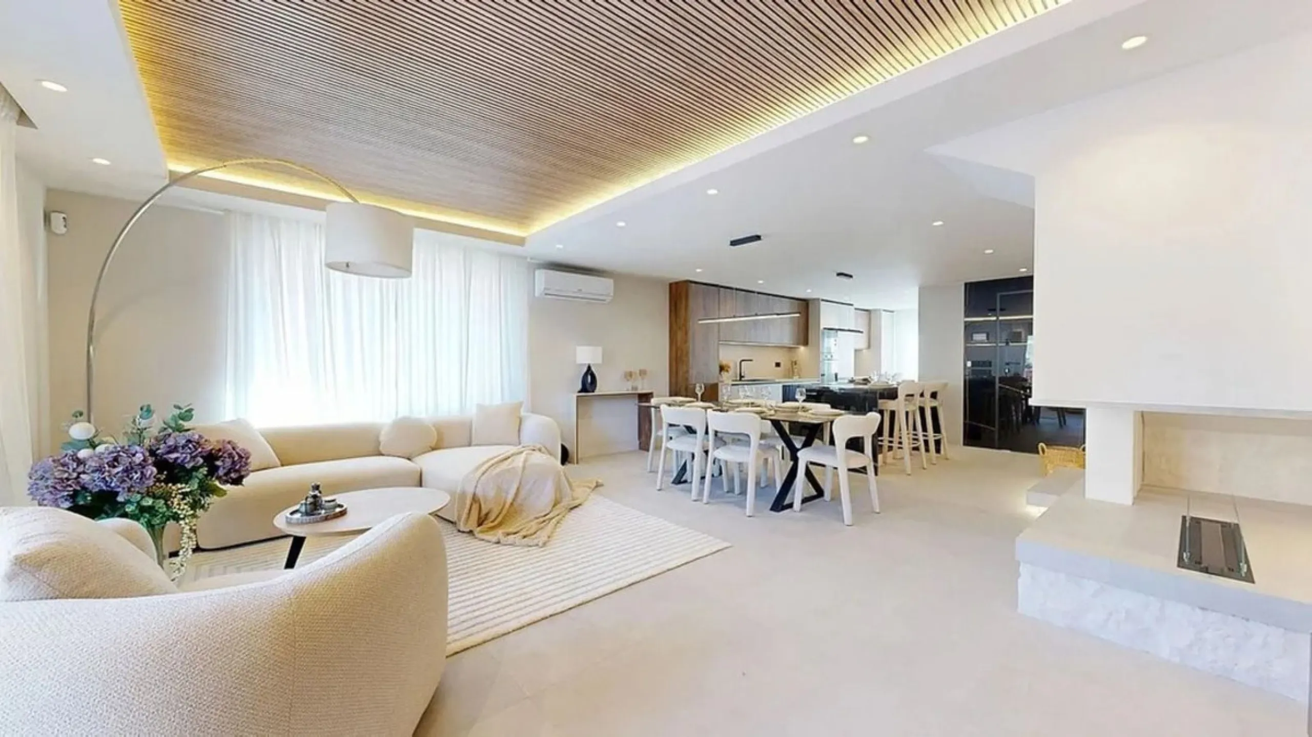 Exclusive Newly Renovated Semi-Detached Villa in Nueva Atalaya – Estepona
