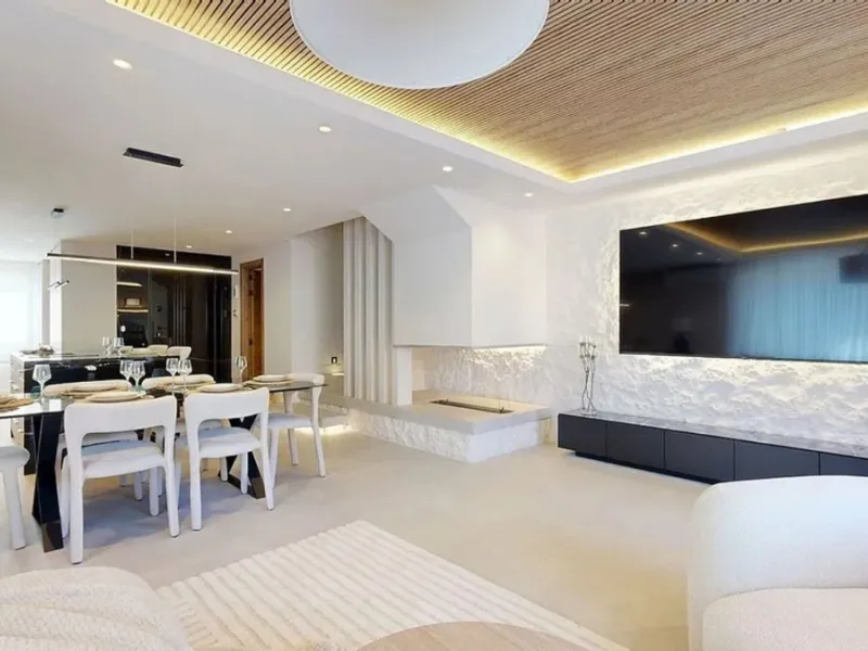 Exclusive Newly Renovated Semi-Detached Villa in Nueva Atalaya – Estepona