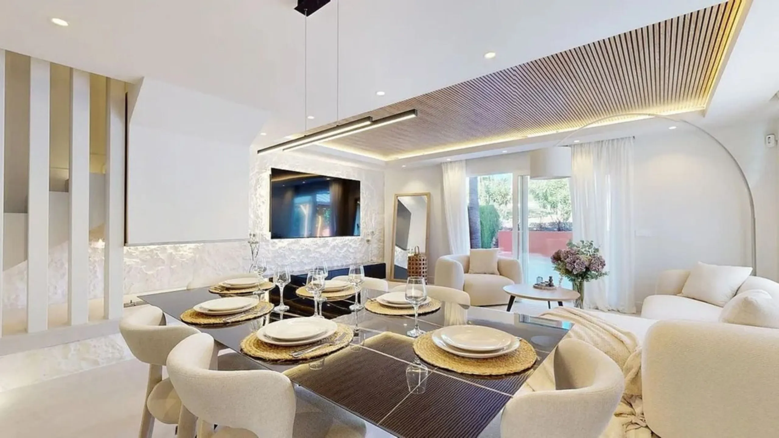 Exclusive Newly Renovated Semi-Detached Villa in Nueva Atalaya – Estepona
