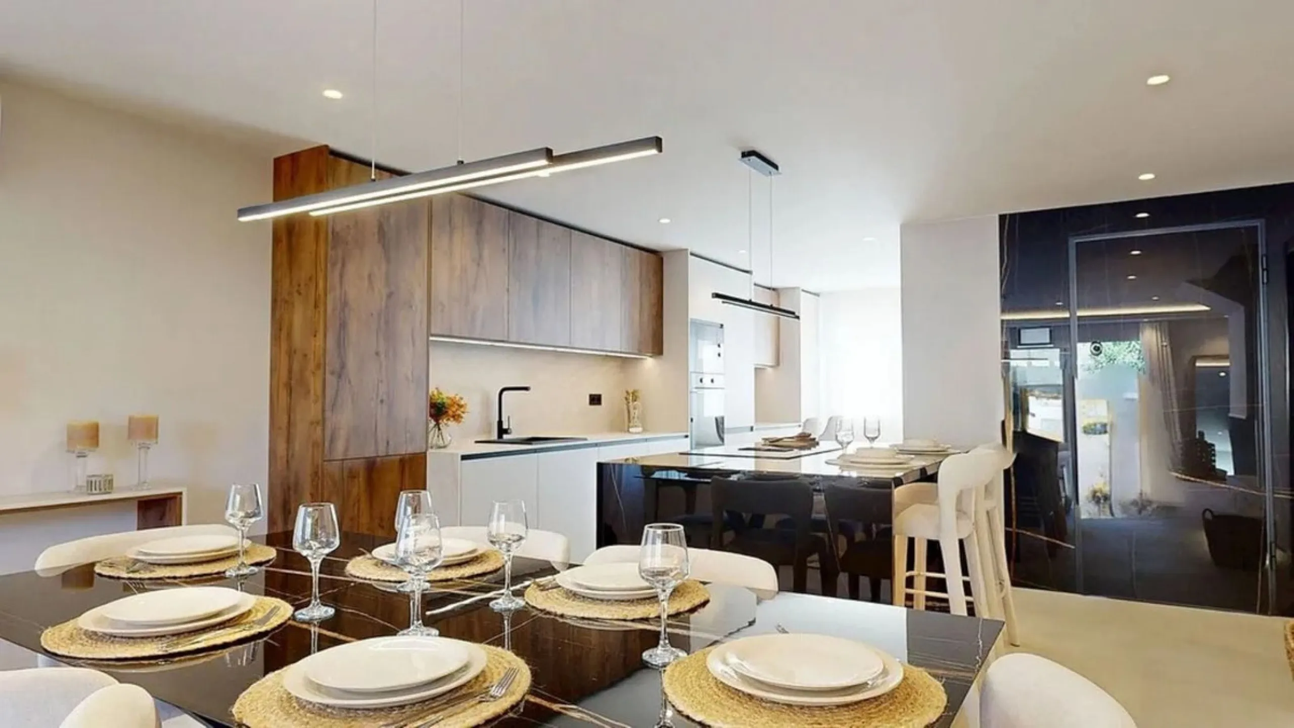Exclusive Newly Renovated Semi-Detached Villa in Nueva Atalaya – Estepona