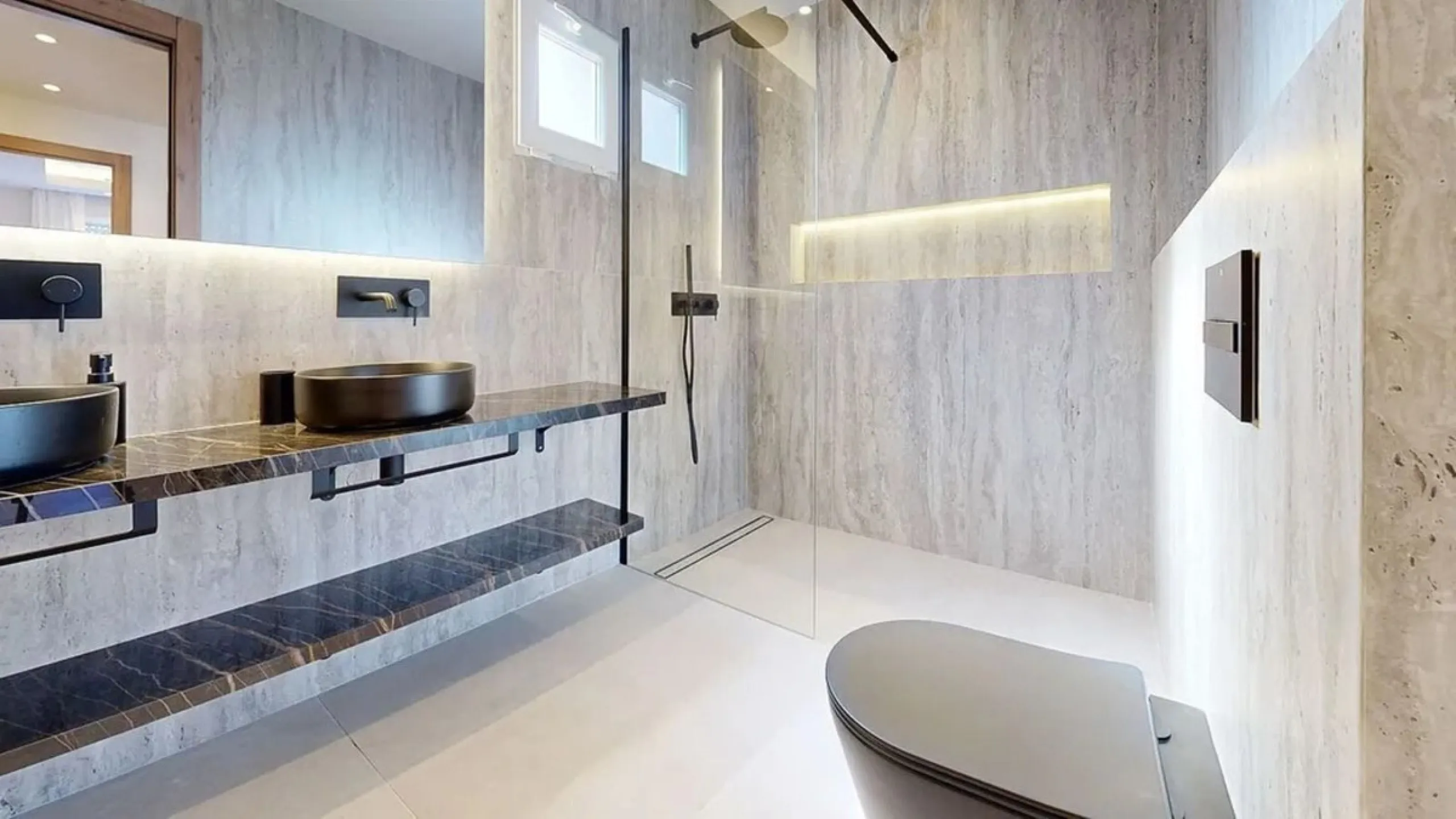 Exclusive Newly Renovated Semi-Detached Villa in Nueva Atalaya – Estepona