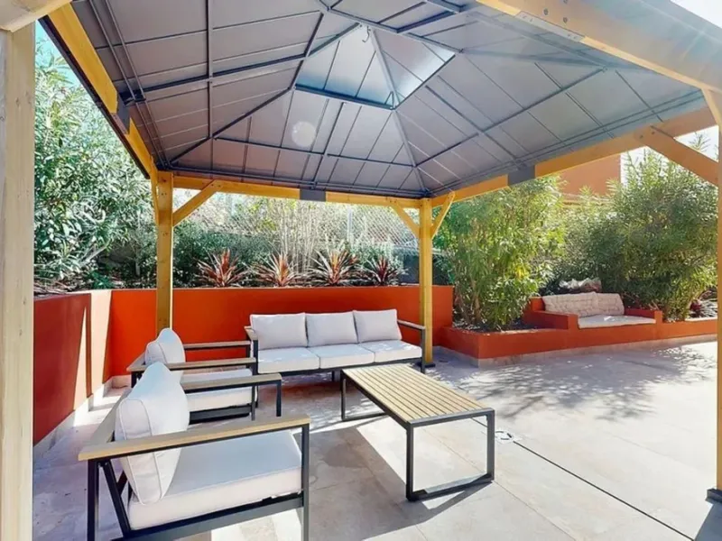 Exclusive Newly Renovated Semi-Detached Villa in Nueva Atalaya – Estepona