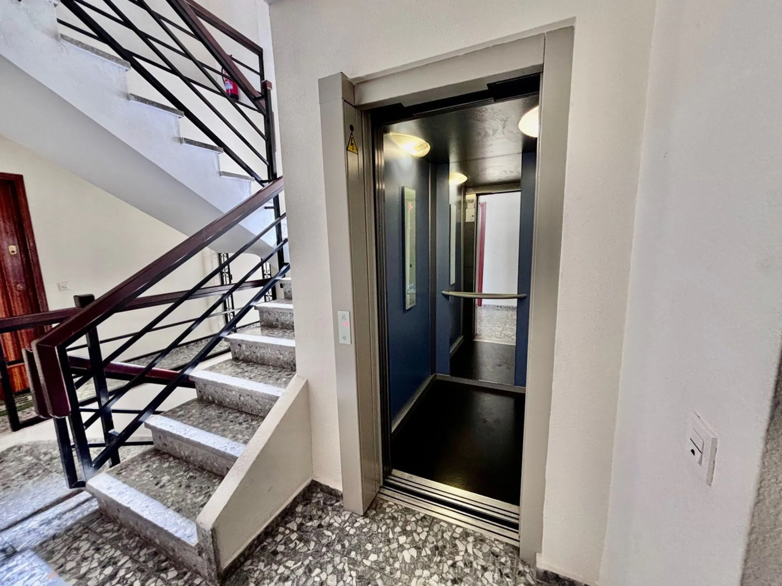 PENTHOUSE 100 M from the BEACH Edf Lepanto