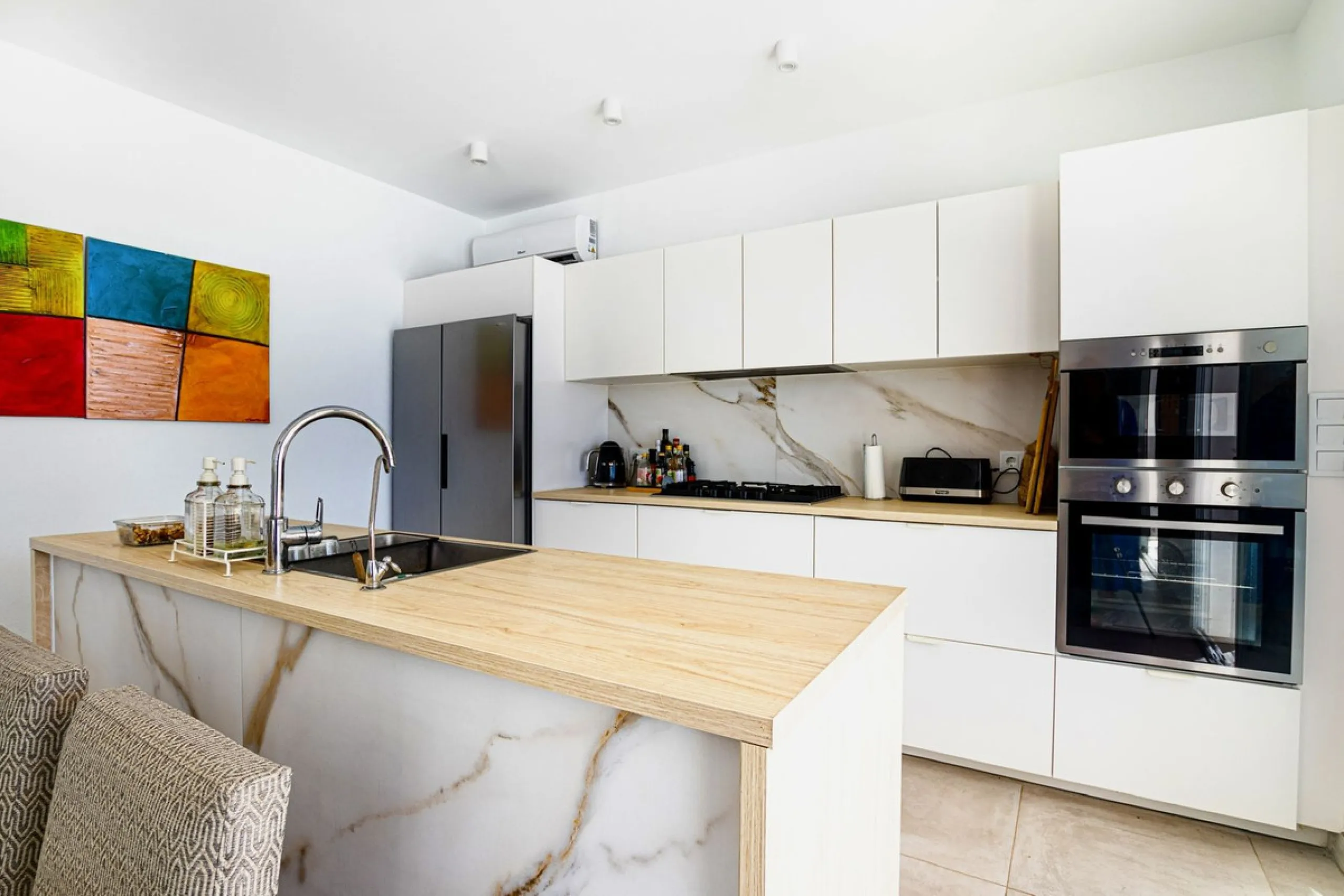 House - Finca - Cortijo в продаже в Estepona, Málaga. В доме 3 спален и 3 ванных комнат. Площадь дома 165 м². Площадь участка 4428 м²