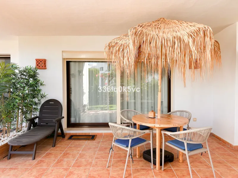 Apartment - Ground Floor Apartment в продаже в Casares, Málaga. В доме 2 спален и 2 ванных комнат. Площадь дома 90 м²
