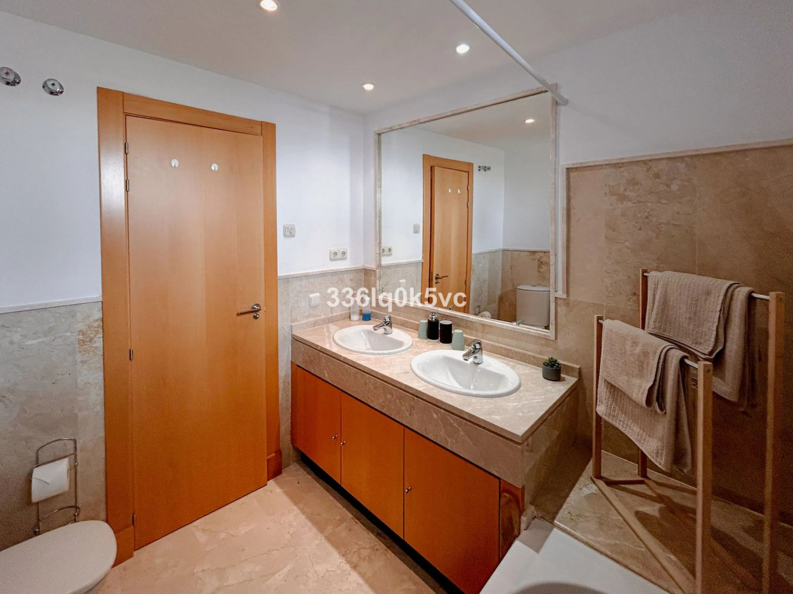 Apartment - Ground Floor Apartment в продаже в Casares, Málaga. В доме 2 спален и 2 ванных комнат. Площадь дома 90 м²