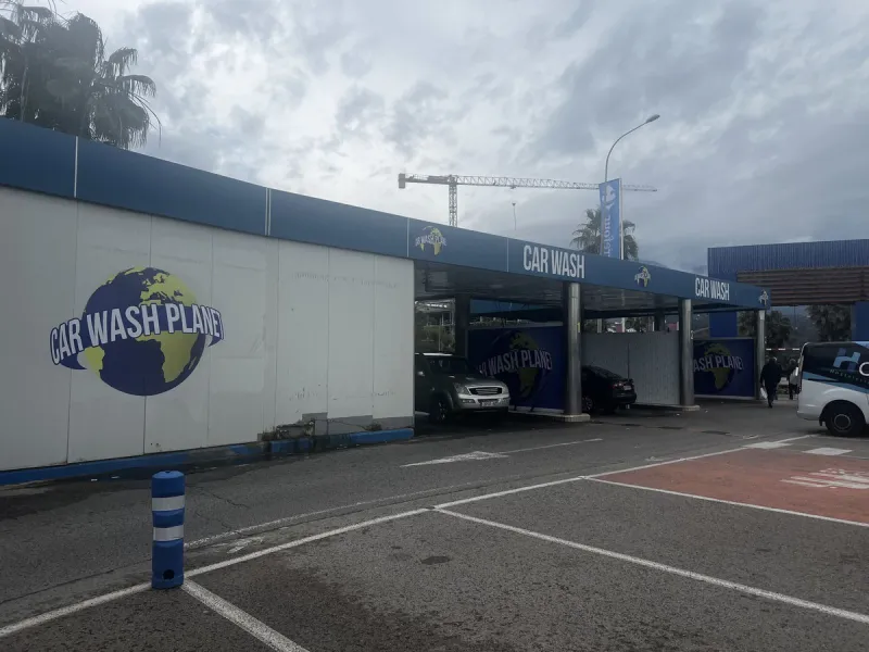 Carwash center in centro commercial of Estepona and second in Guadalamina Alata near the business center for sale