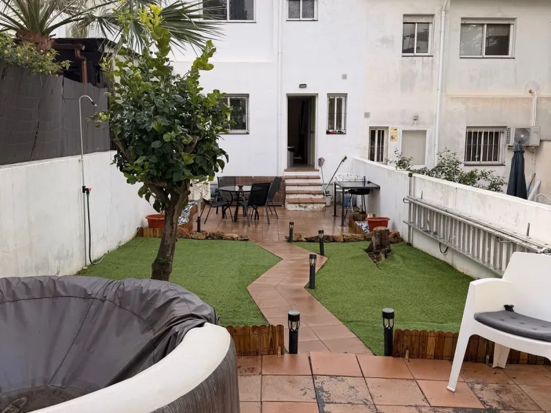 Spacious Townhouse with Separate Apartment in Calahonda
