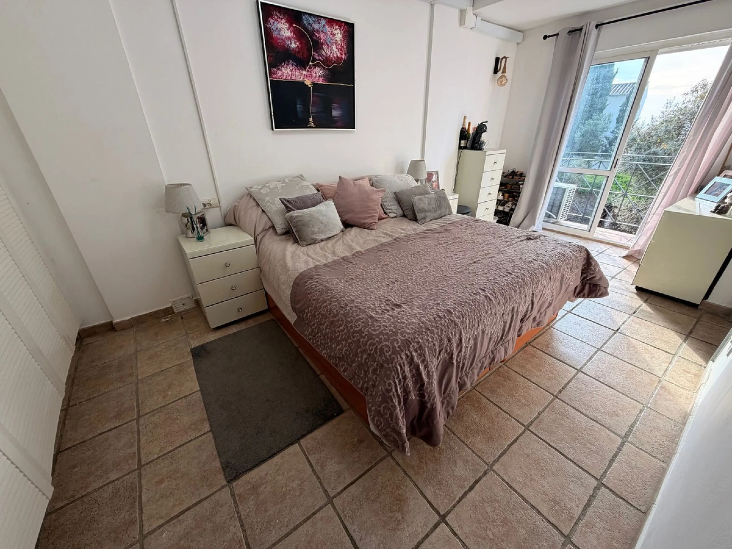 Spacious Townhouse with Separate Apartment in Calahonda