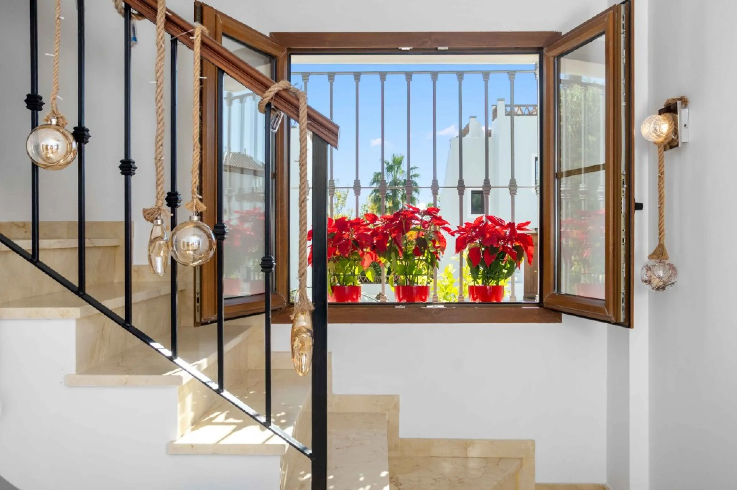 Superb opportunity to acquire this stunning Andalusian-style 4-bedroom detached villa, with private pool on the ever-sought-after New Golden Mile in Estepona. This property offers luxury living and convenience in a serene residential area, right on the do