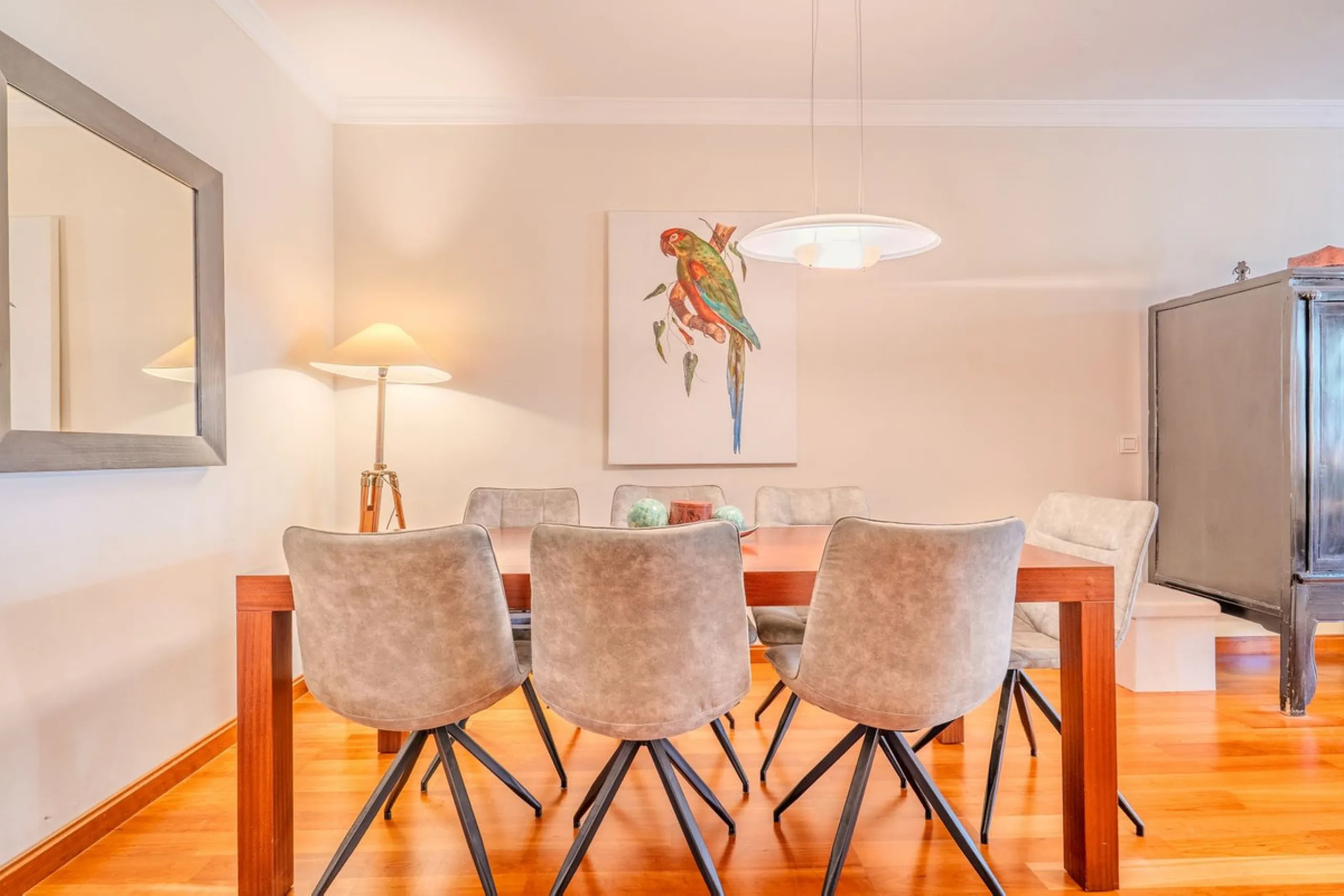This elegant apartment is located in an exclusive gated residential complex surrounded by nature, offering complete tranquility and privacy. The complex has few properties and is monitored by security cameras at all times.