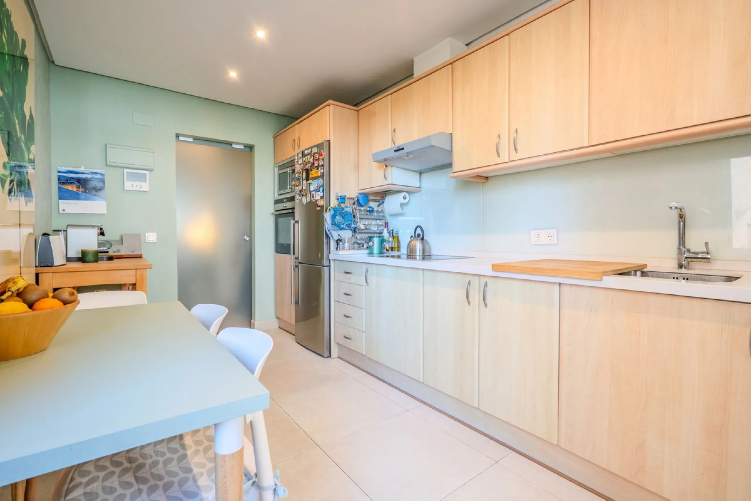 This elegant apartment is located in an exclusive gated residential complex surrounded by nature, offering complete tranquility and privacy. The complex has few properties and is monitored by security cameras at all times.