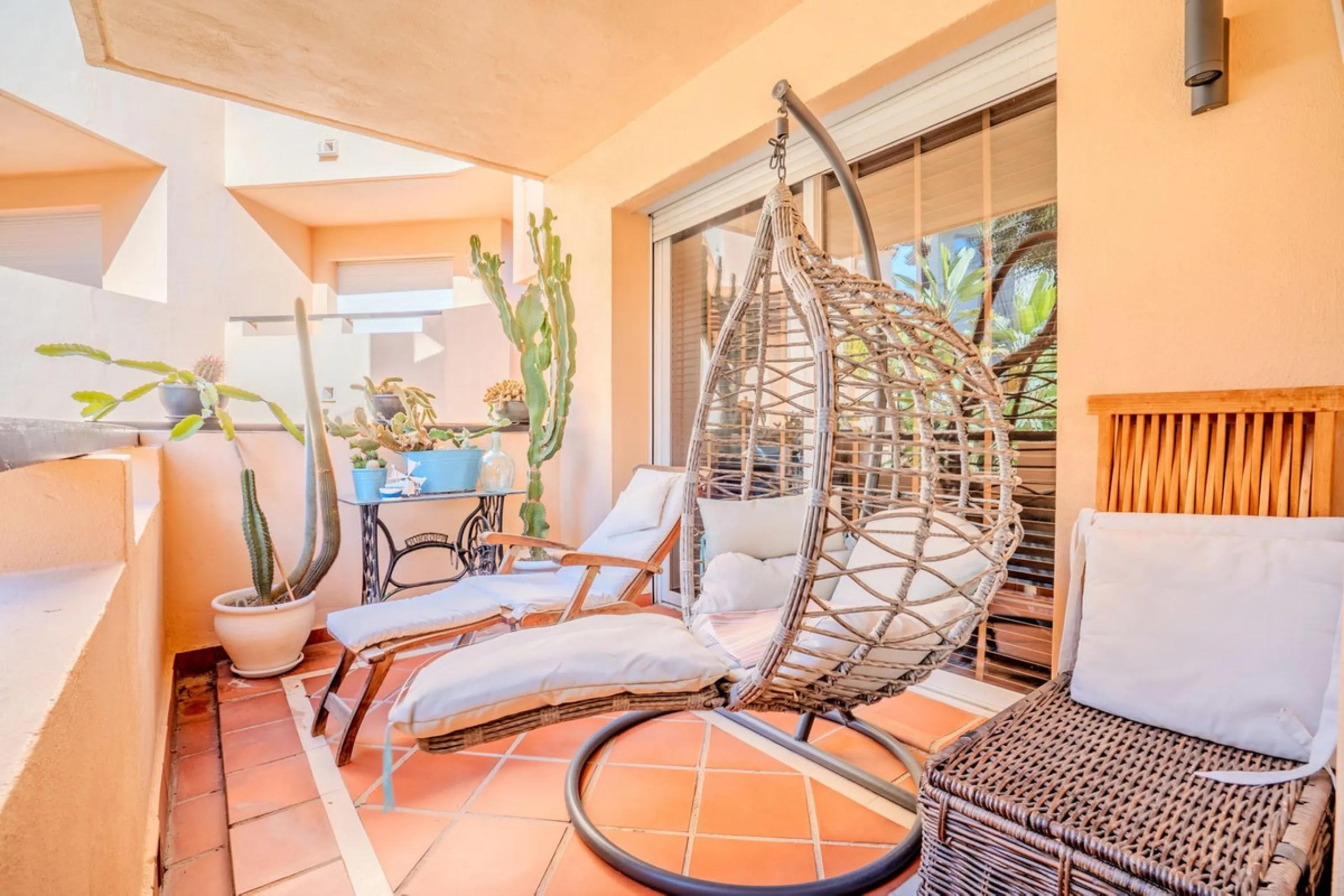 This elegant apartment is located in an exclusive gated residential complex surrounded by nature, offering complete tranquility and privacy. The complex has few properties and is monitored by security cameras at all times.
