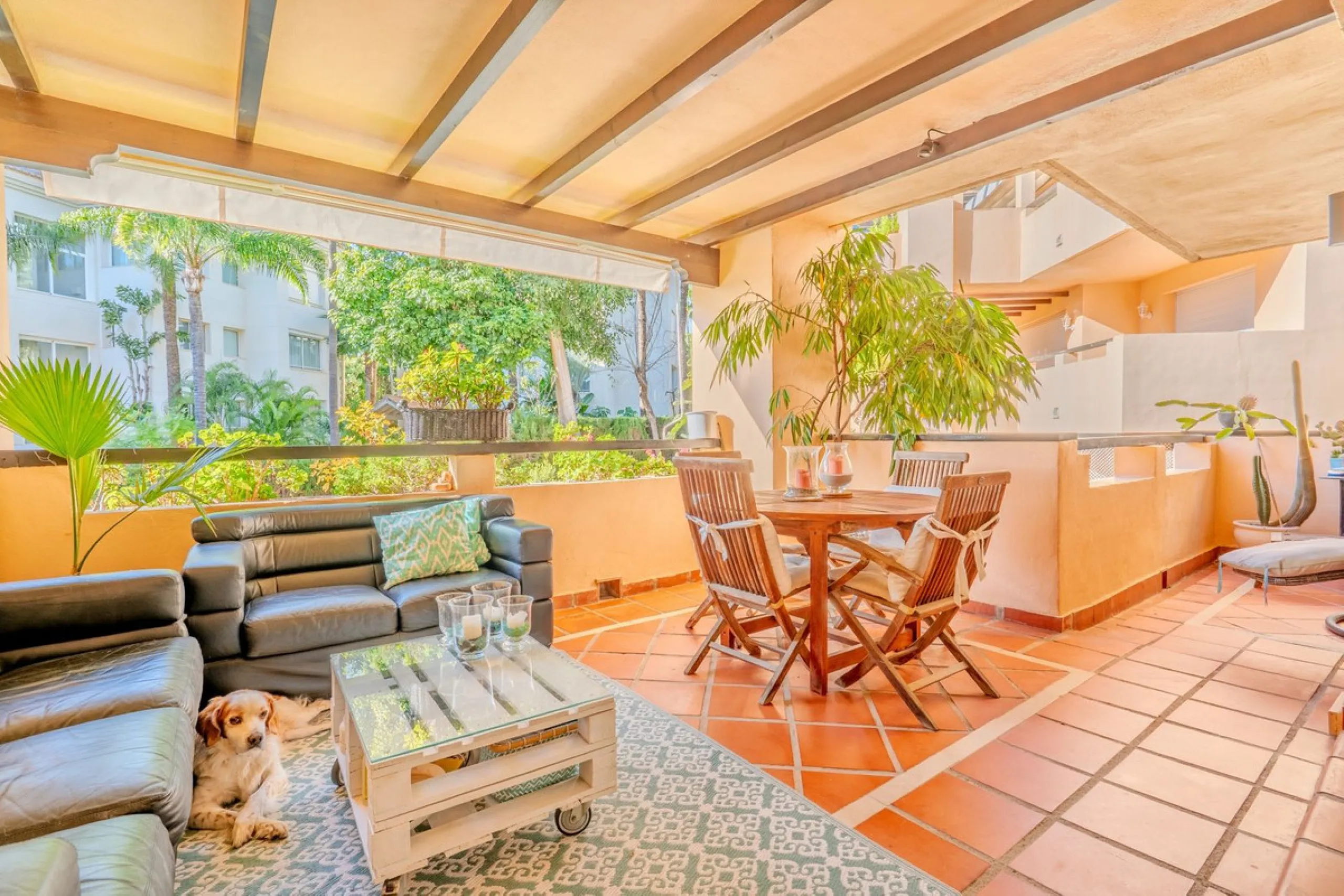 This elegant apartment is located in an exclusive gated residential complex surrounded by nature, offering complete tranquility and privacy. The complex has few properties and is monitored by security cameras at all times.