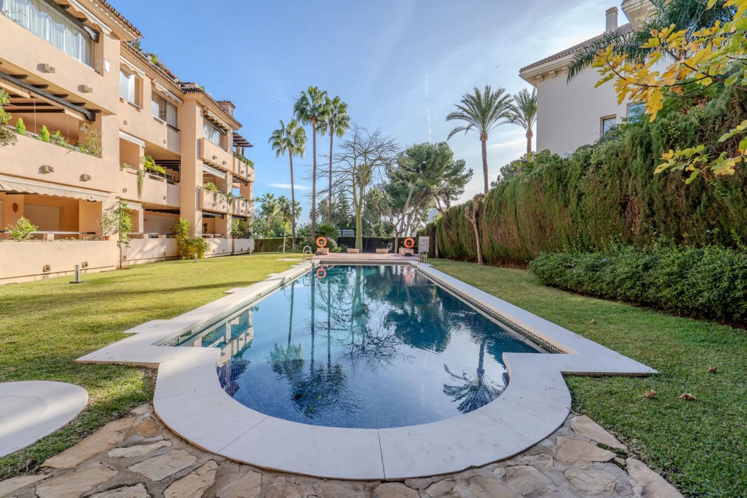 This elegant apartment is located in an exclusive gated residential complex surrounded by nature, offering complete tranquility and privacy. The complex has few properties and is monitored by security cameras at all times.