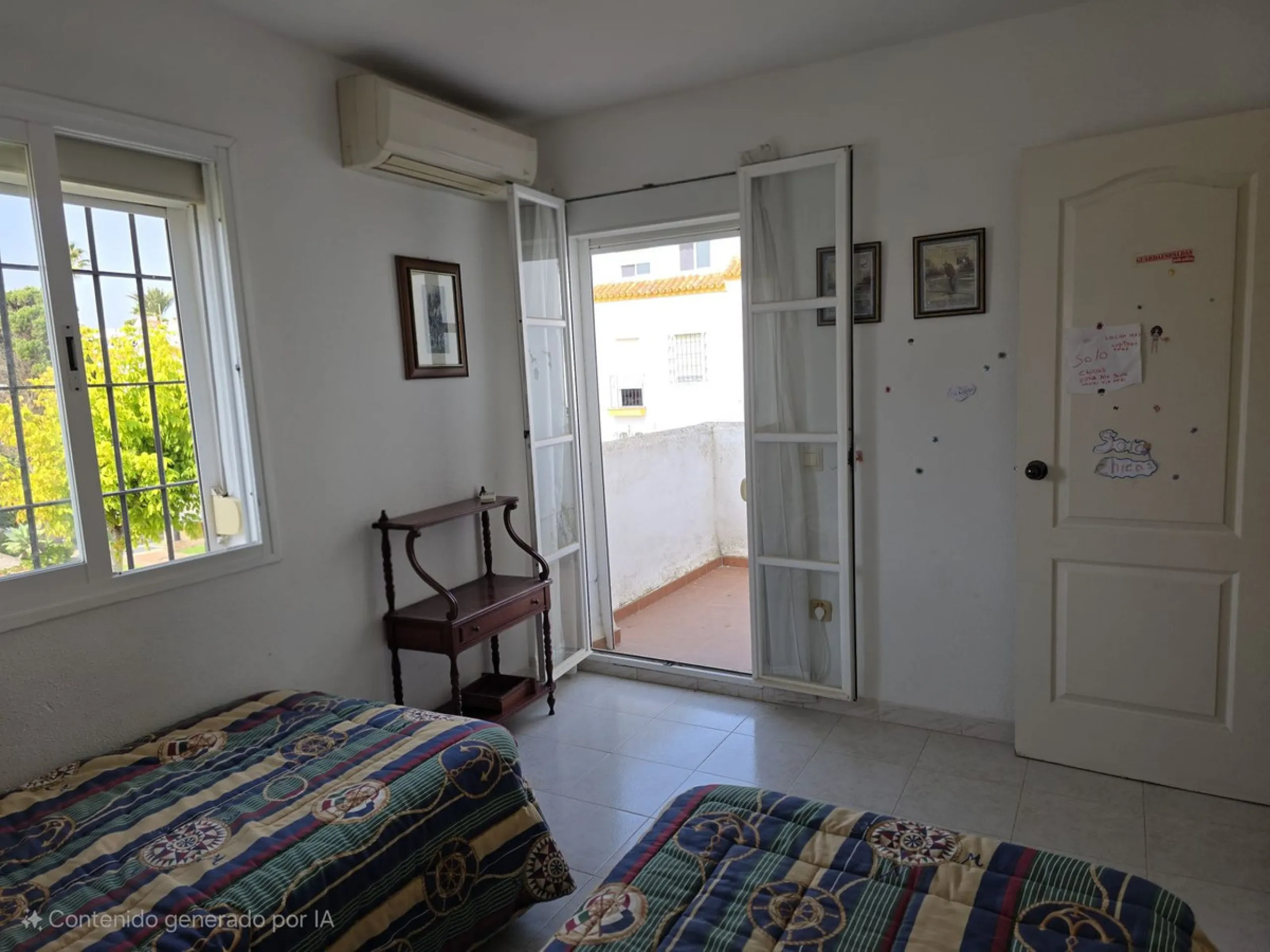 House - Townhouse в продаже в Casares, Málaga. В доме 3 спален и 3 ванных комнат. Площадь дома 262 м²