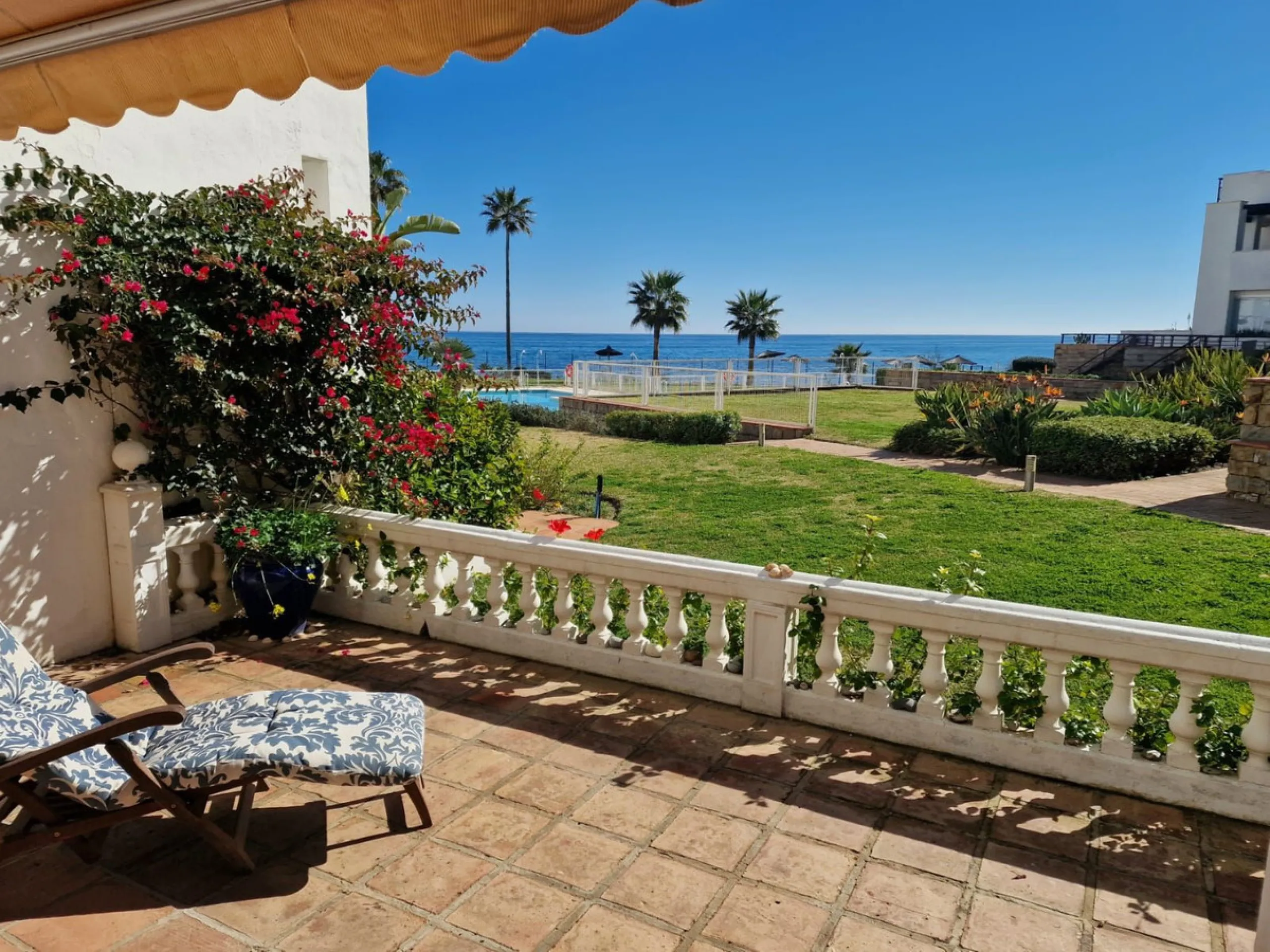 Exclusive South-Facing Beachfront Townhouse with Panoramic Sea Views in Bahía de Casares – Costa del Sol