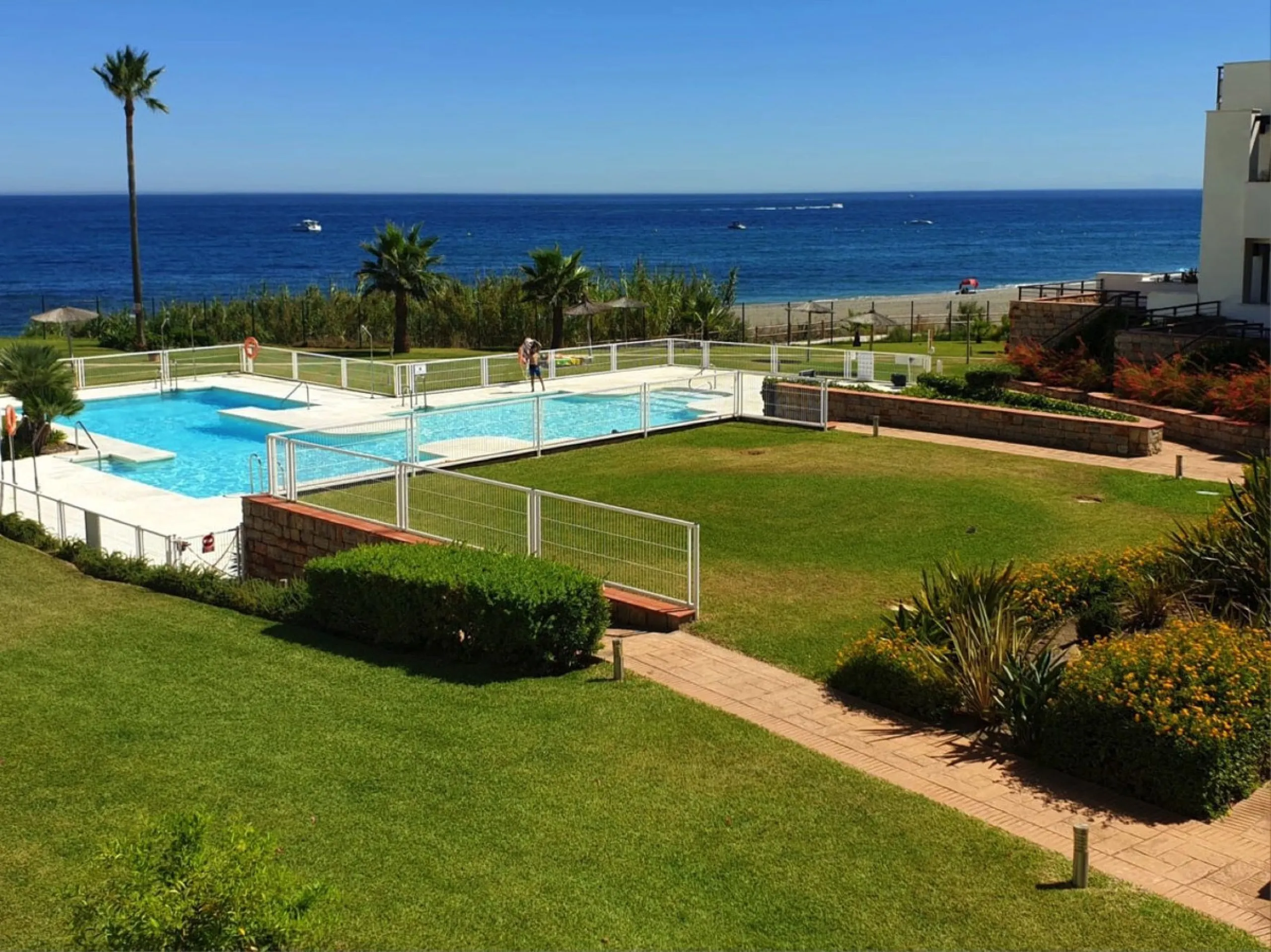 Exclusive South-Facing Beachfront Townhouse with Panoramic Sea Views in Bahía de Casares – Costa del Sol