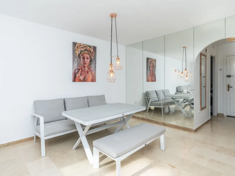 Welcome to this stylish recently renovated 2 bedroom, 2 bathroom apartment.