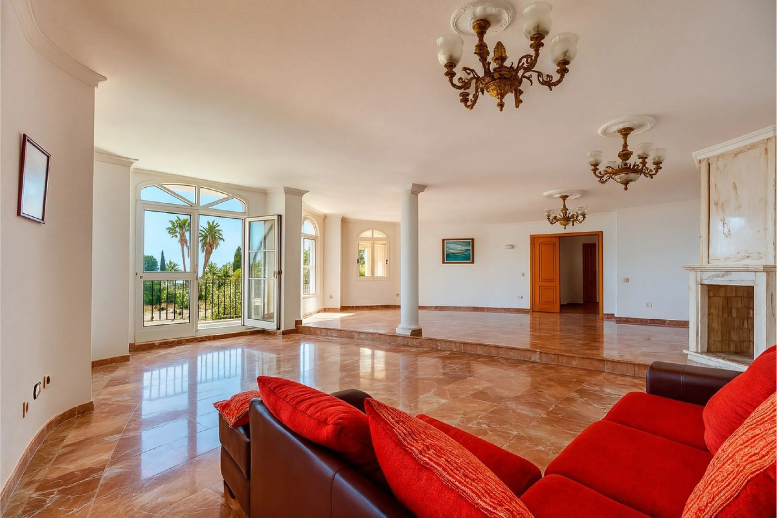 Welcome to an extraordinary opportunity to own a magnificent mansion in the heart of Torremuelle, Costa del Sol. Spanning an impressive 1,146 square meters of luxurious living space, set on a vast 3,077 square meter plot, this estate offers a lifestyle of