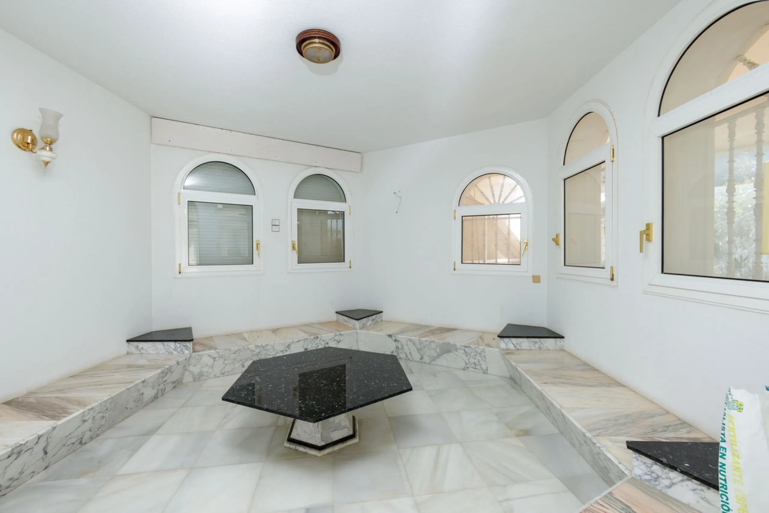 Welcome to an extraordinary opportunity to own a magnificent mansion in the heart of Torremuelle, Costa del Sol. Spanning an impressive 1,146 square meters of luxurious living space, set on a vast 3,077 square meter plot, this estate offers a lifestyle of